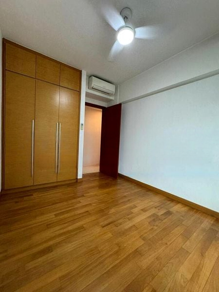 THE BERTH BY THE COVE 9