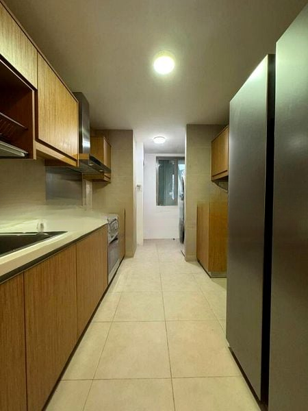 THE BERTH BY THE COVE 4