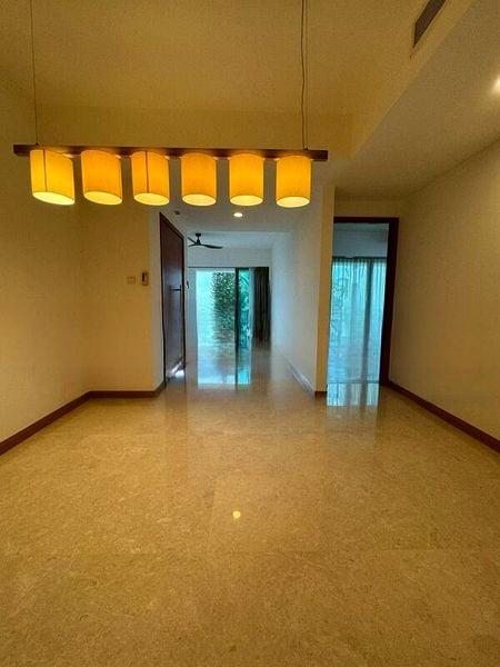 THE BERTH BY THE COVE 11