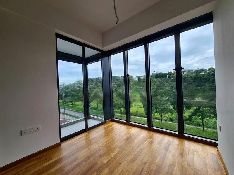 BUKIT 828 6