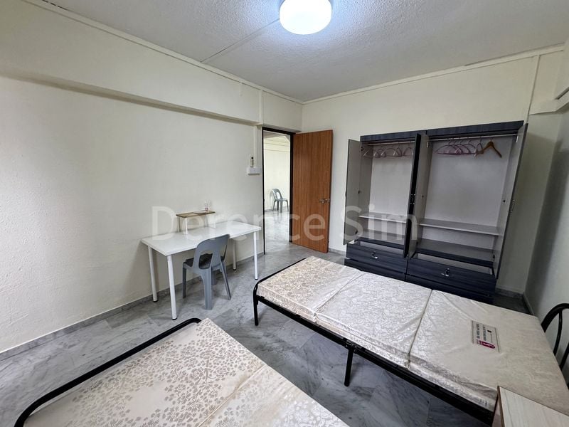 CLEMENTI WEST ST 1 8