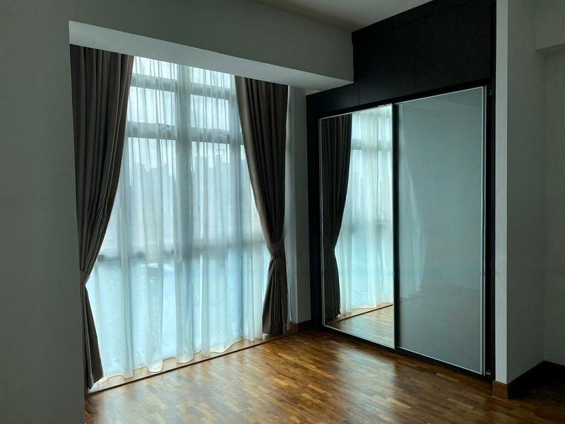 MIRAGE TOWER 11