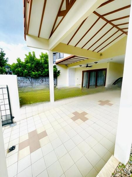 SELETAR SPRINGS CONDOMINIUM 11