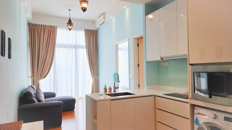 KINGSFORD . HILLVIEW PEAK 17