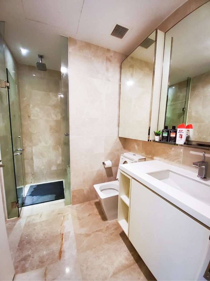 KINGSFORD . HILLVIEW PEAK 28