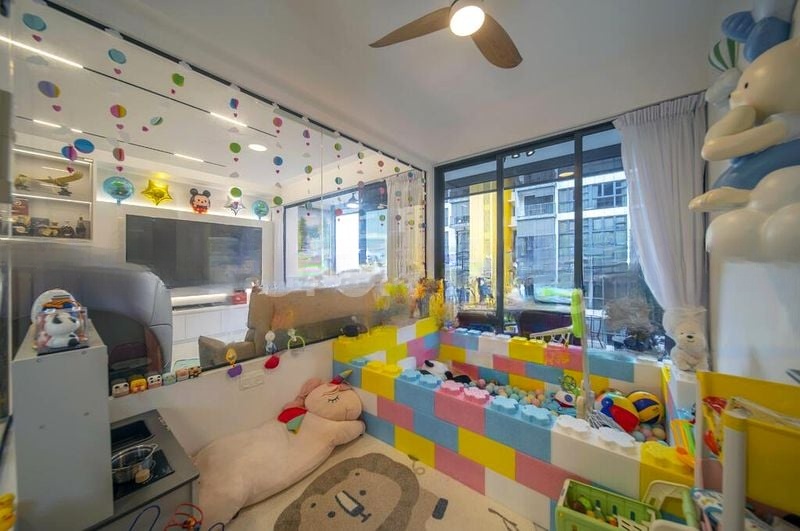 WESTWOOD RESIDENCES 12