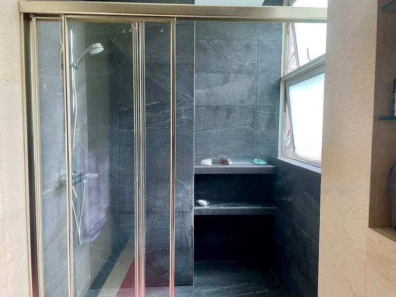 BELMOND GREEN 5