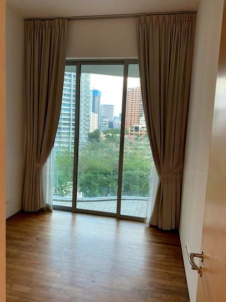 LEONIE HILL RESIDENCES 3
