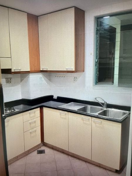 FIFTH AVENUE CONDOMINIUM 3
