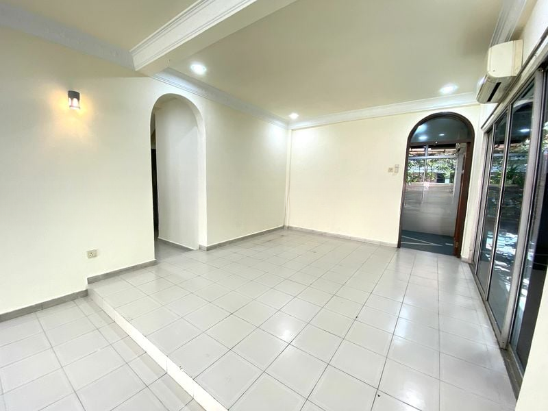 GREEN HILL ESTATE 10