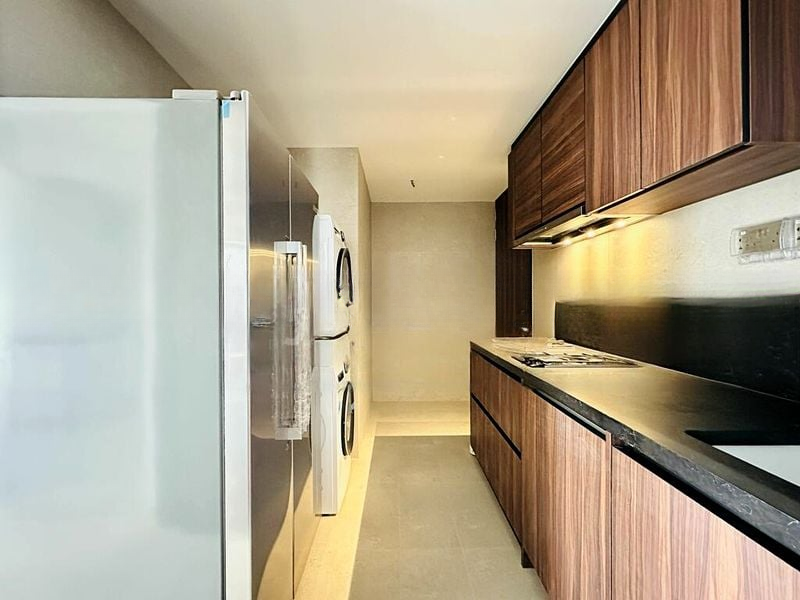 PULLMAN RESIDENCES NEWTON 9