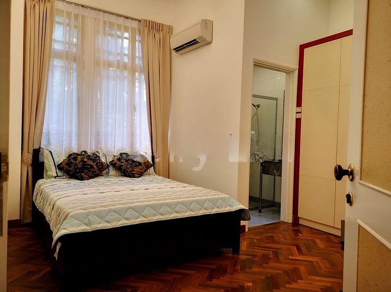 ORANGE REGENCY 8