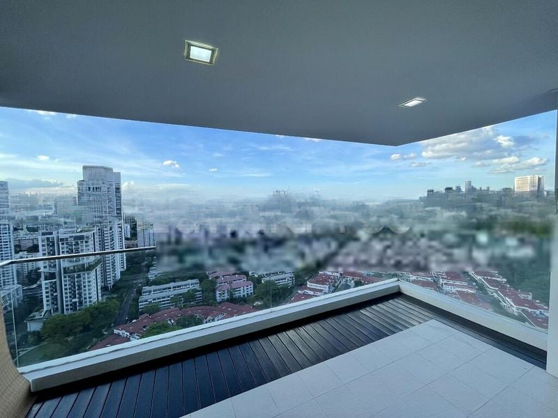 THE REGENCY AT TIONG BAHRU 1