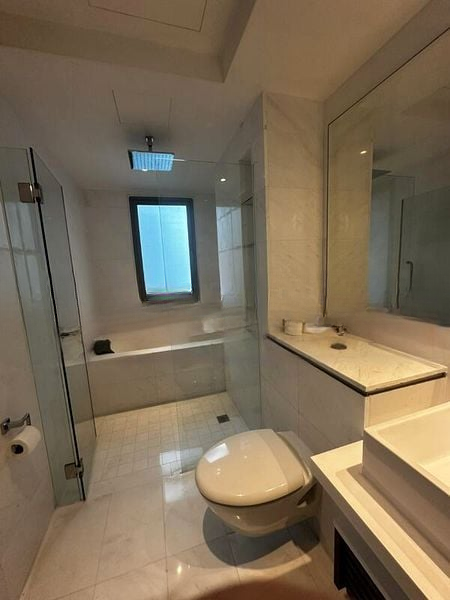 SUITES AT ORCHARD 2