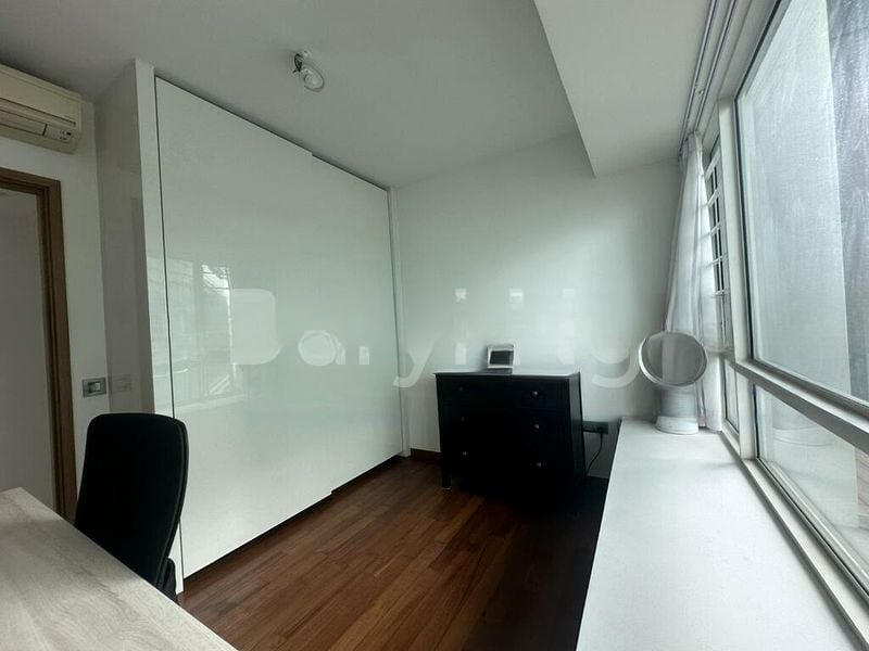 SUITES AT ORCHARD 8