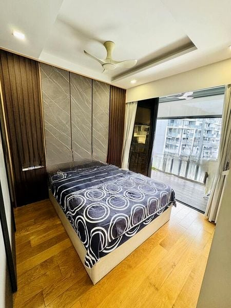 GRANDEUR PARK RESIDENCES 4