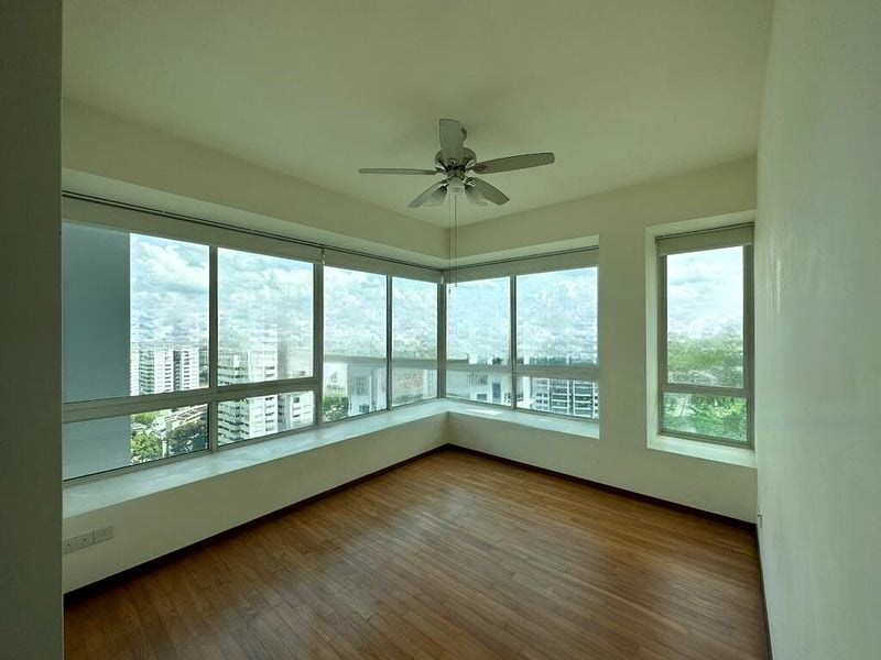 HOLLAND GROVE PARK 10