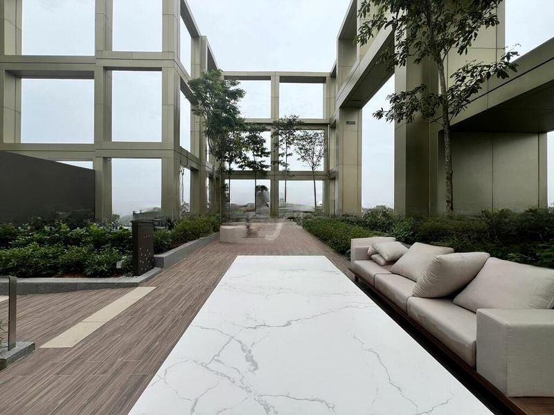 IRWELL HILL RESIDENCES 6