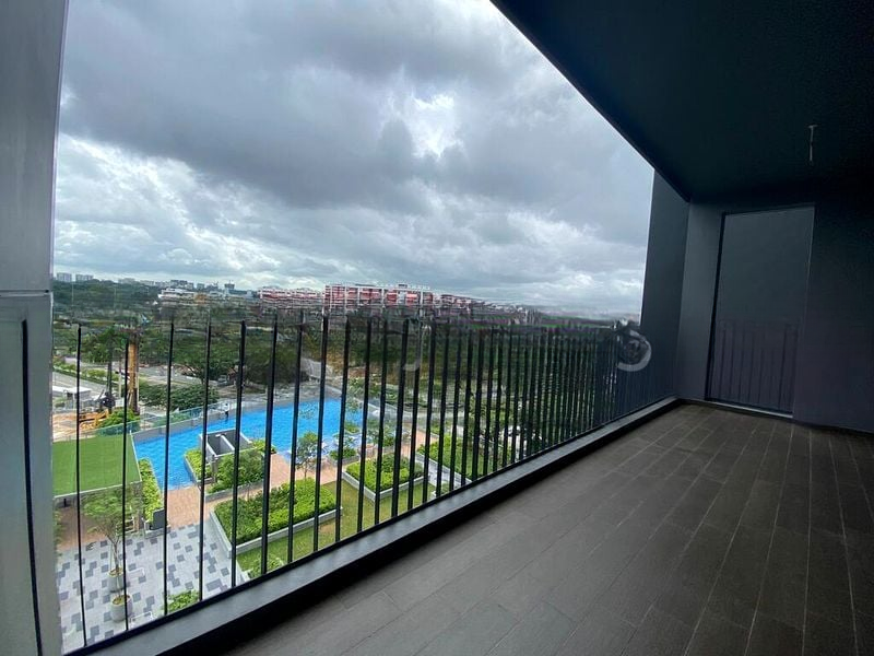 THE LINQ @ BEAUTY WORLD 6