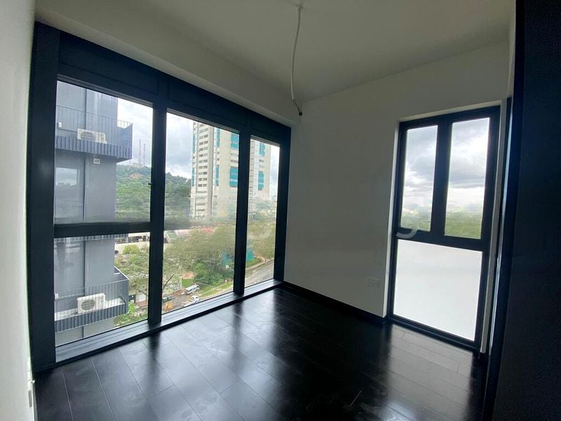 THE LINQ @ BEAUTY WORLD 5