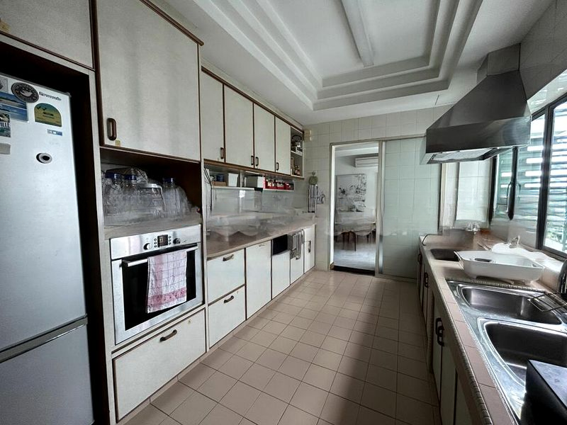 DALVEY COURT 10