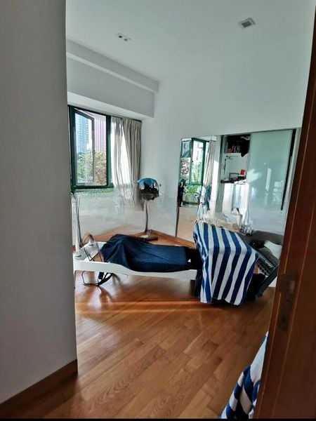 RIVERIA GARDENS 6