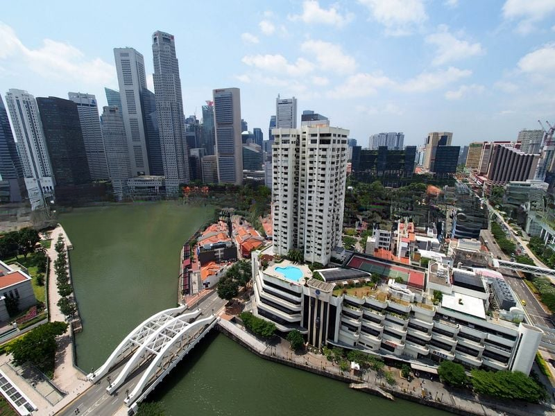 HIGH STREET CENTRE 2