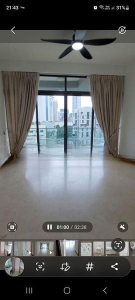 THE LINCOLN RESIDENCES 11