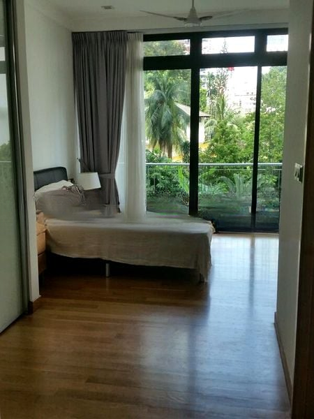 RIVERIA GARDENS 7