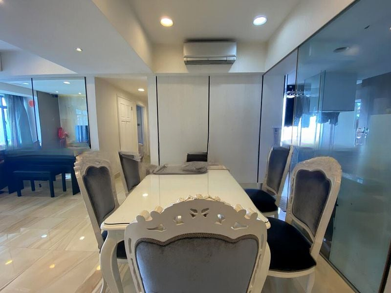 MIRAGE TOWER 11