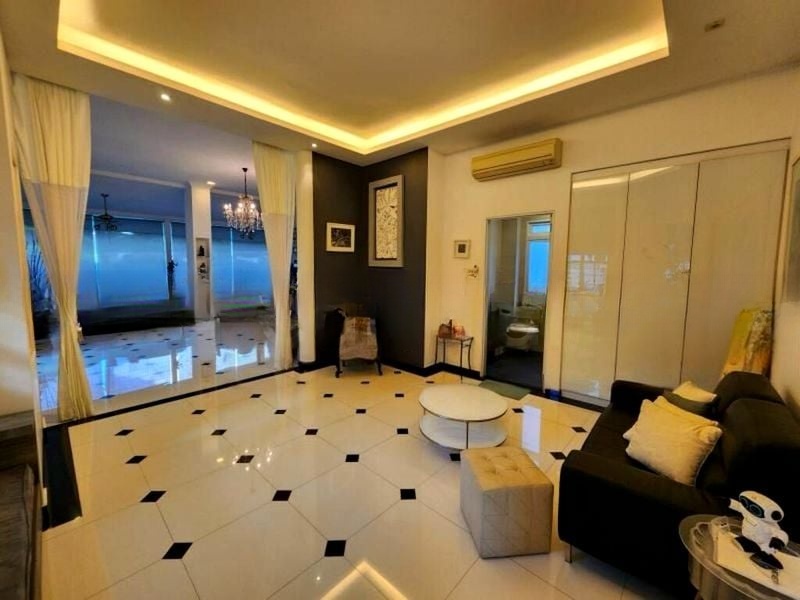 TANGLIN HILL VILLAS 9