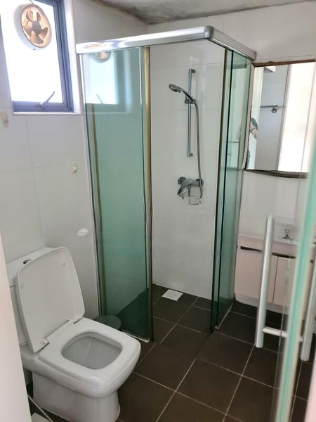 AQUARIUS BY THE PARK 8