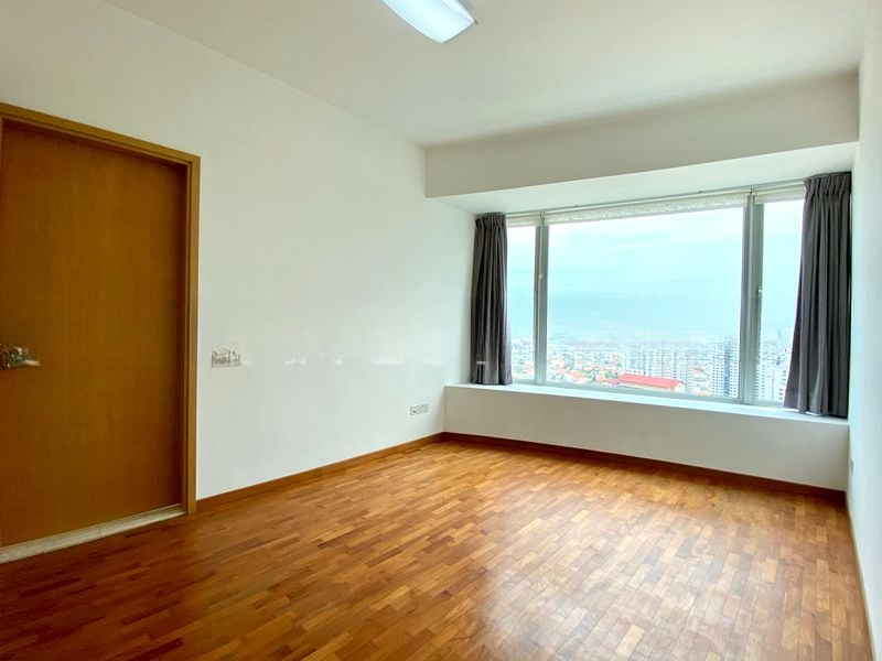 CLOVER BY THE PARK 9