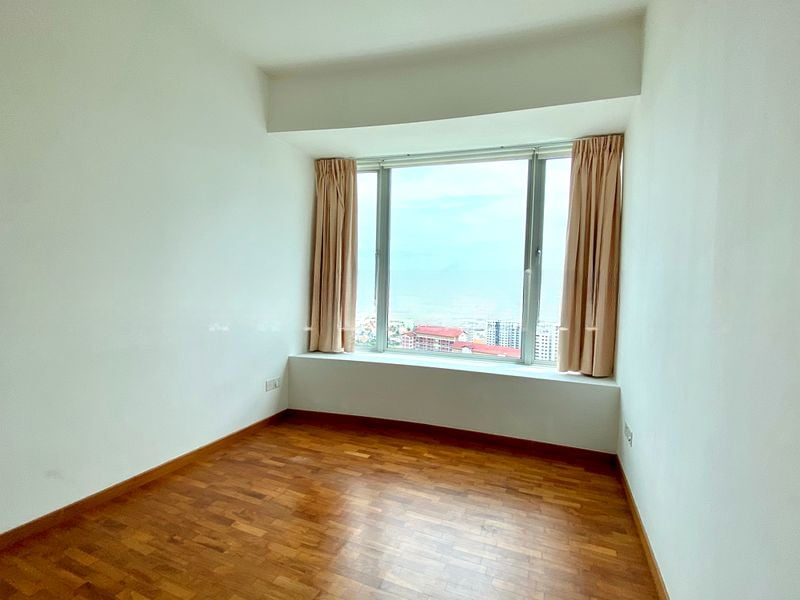 CLOVER BY THE PARK 5