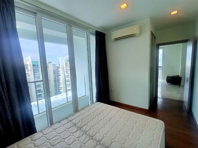 IMPERIAL HEIGHTS 8