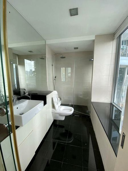 TWIN REGENCY 2
