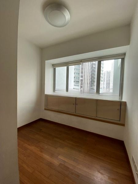 TWIN REGENCY 4