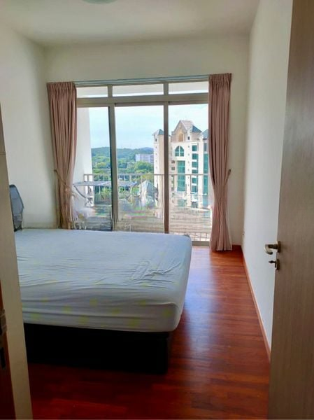 THE METROPOLITAN CONDOMINIUM 7