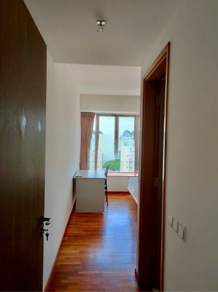 THE METROPOLITAN CONDOMINIUM 10