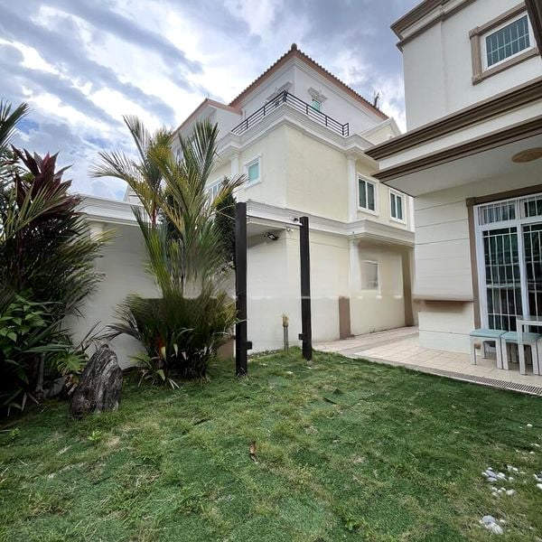 SELETAR HILLS ESTATE 1
