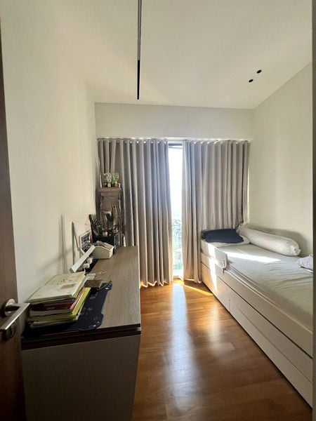 FOURTH AVENUE RESIDENCES 6