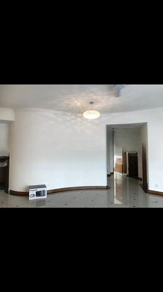 GOLD COAST CONDOMINIUM 10