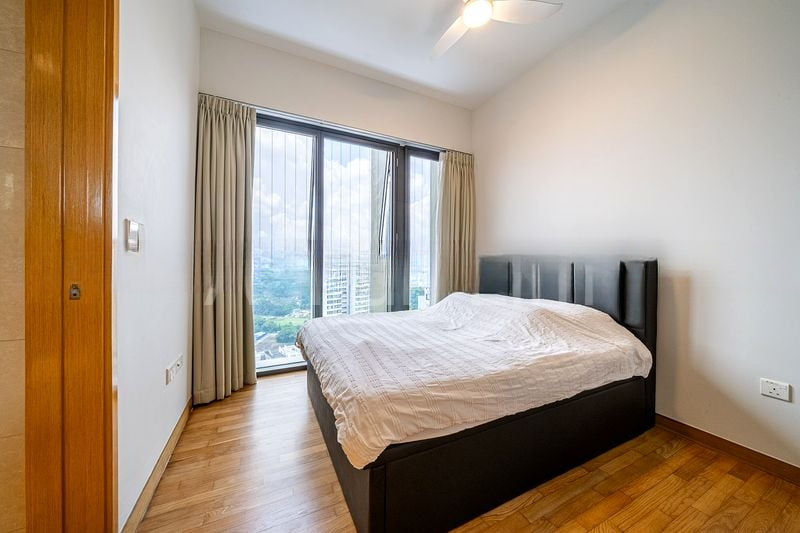 COMMONWEALTH TOWERS 9