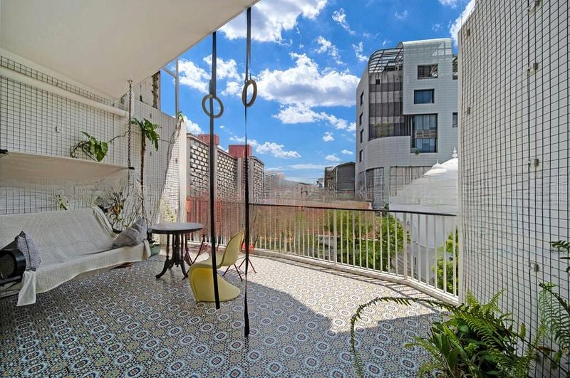 WILKIE REGENCY 11