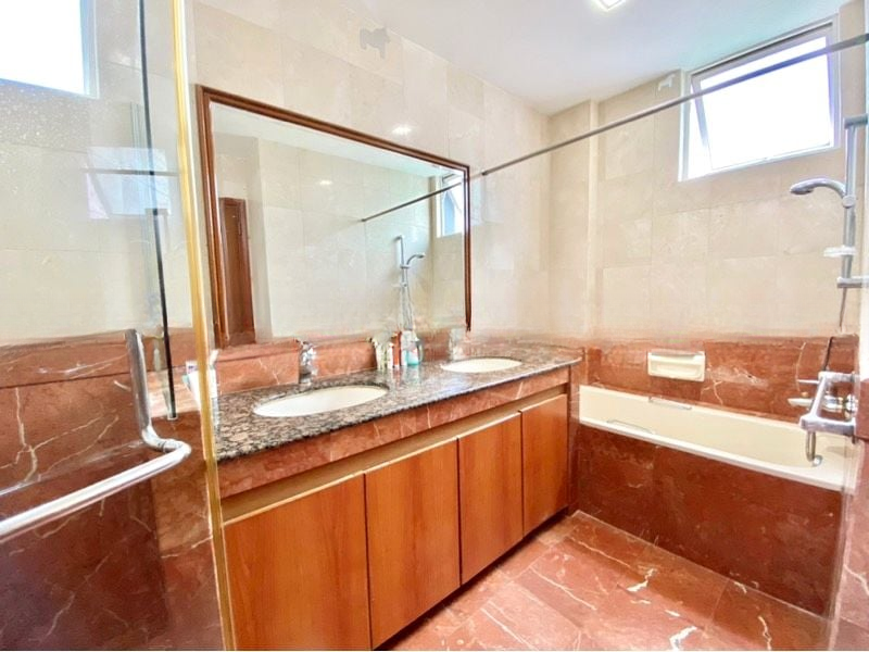 JERVOIS MEADOWS 8