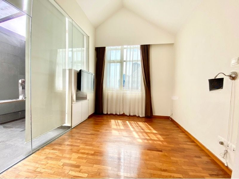 JERVOIS MEADOWS 11