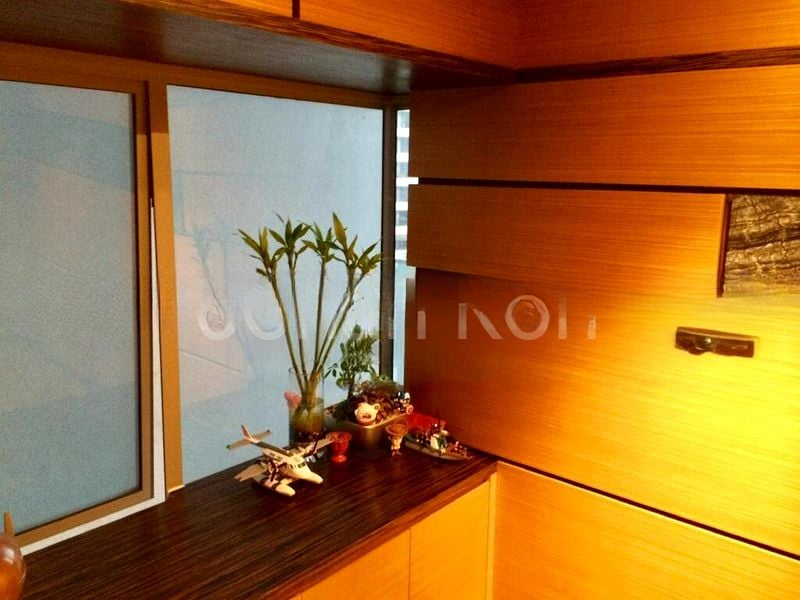 RESIDENCES @ EVELYN 7