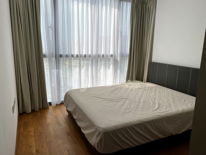 STIRLING RESIDENCES 8