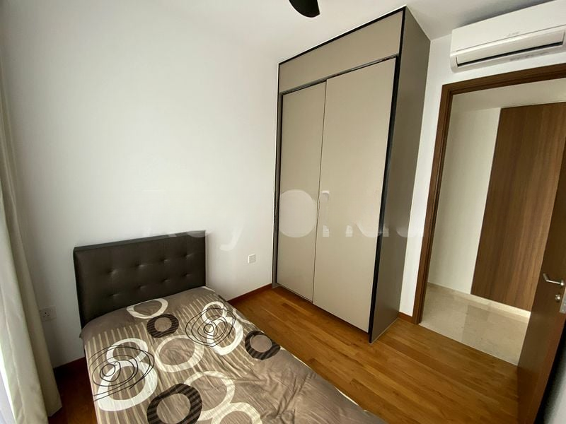 STIRLING RESIDENCES 4