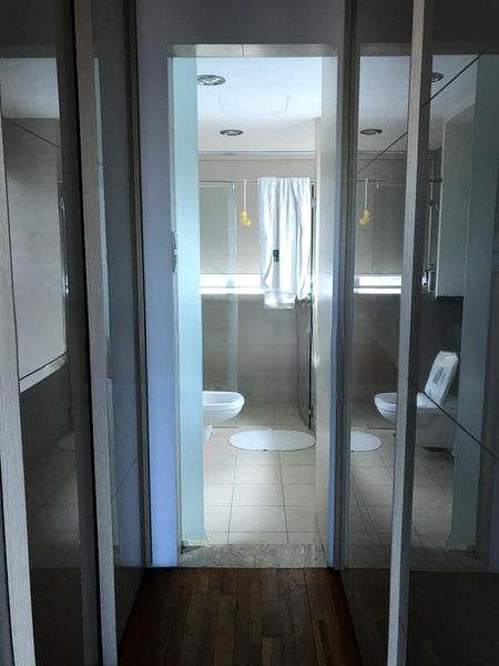 REGENCY SUITES 1